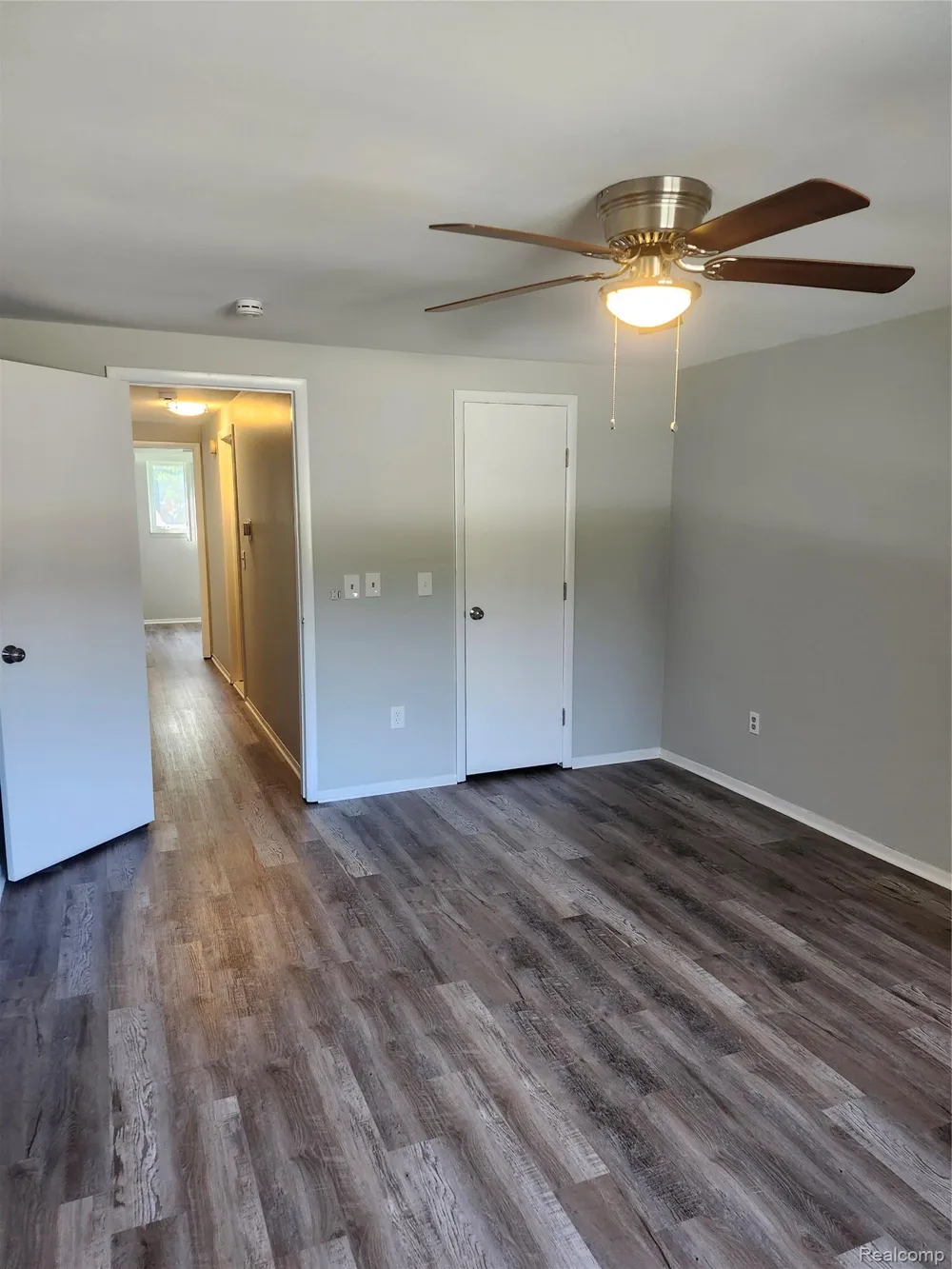 39443 Jefferson Avenue Harrison Charter Township, MI 48045