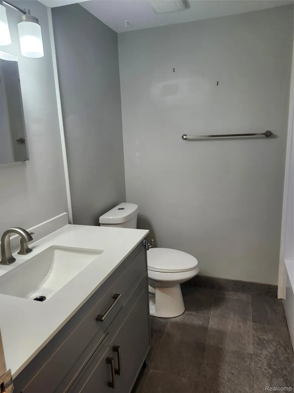 39443 Jefferson Avenue Harrison Charter Township, MI 48045