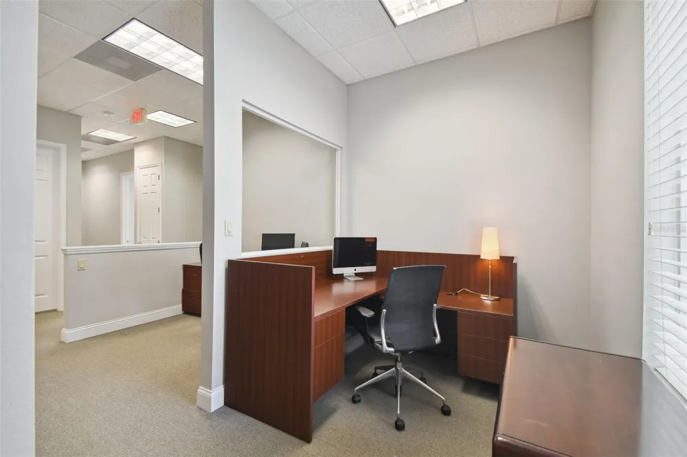 1560 W CLEVELAND STREET Tampa, FL 33606