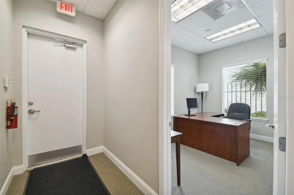 1560 W CLEVELAND STREET Tampa, FL 33606