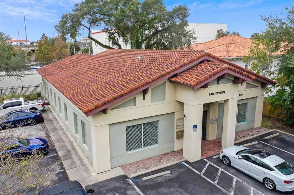 1560 W CLEVELAND STREET Tampa, FL 33606