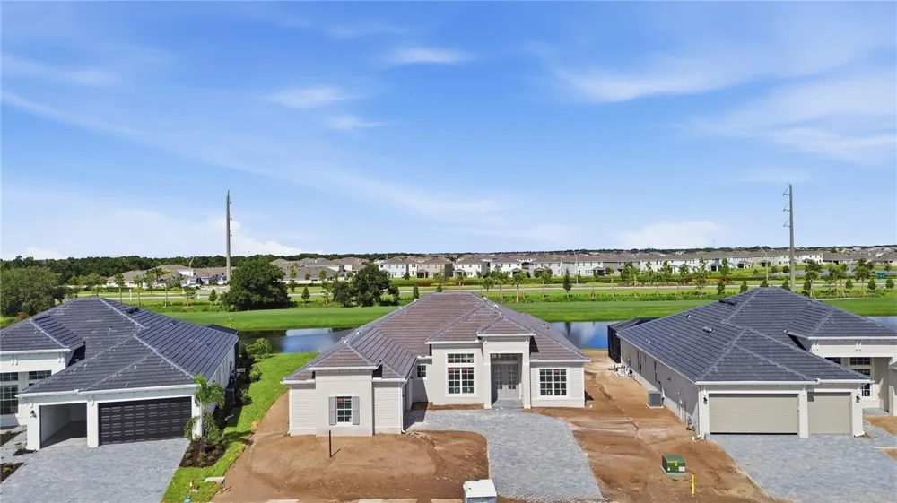 18923 CHERRYSTONE WAY Lakewood Ranch, FL 34211