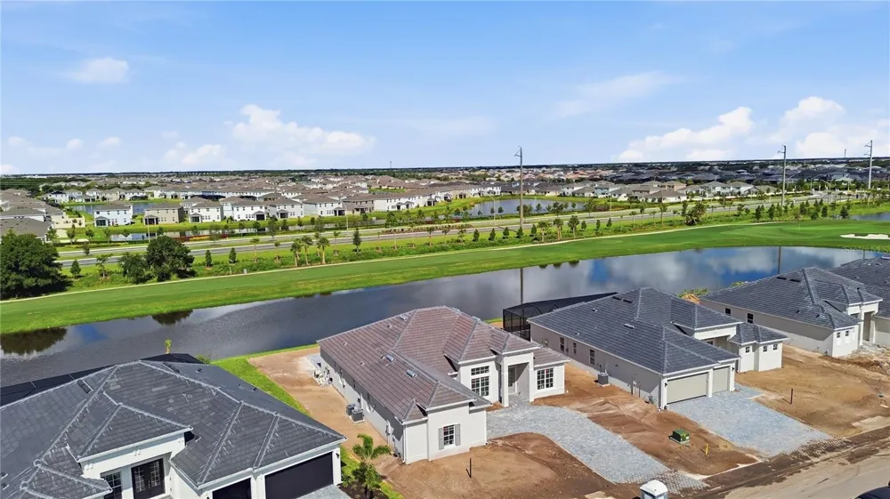 18923 CHERRYSTONE WAY Lakewood Ranch, FL 34211