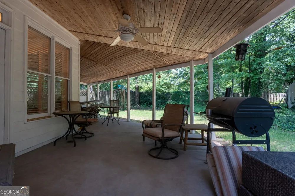 5834 Webb Forest CT Powder Springs, GA 30127