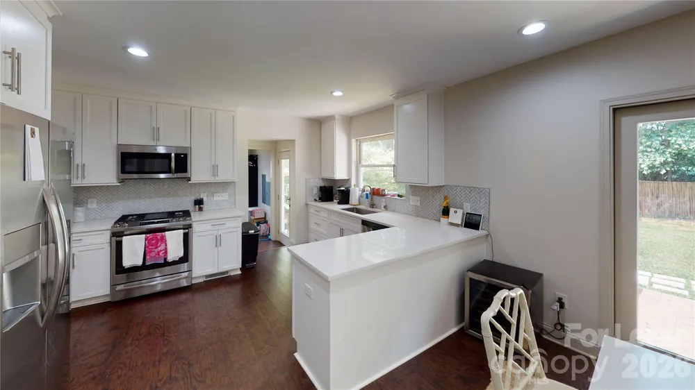 1329 Mockingbird Lane Charlotte, NC 28209