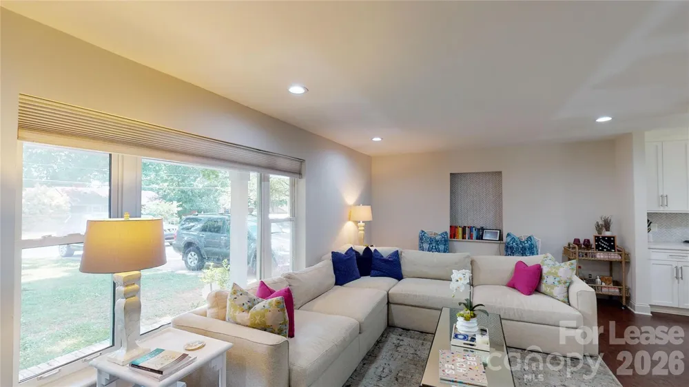 1329 Mockingbird Lane Charlotte, NC 28209