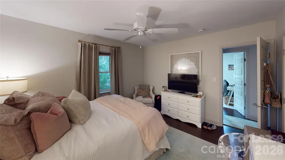 1329 Mockingbird Lane Charlotte, NC 28209