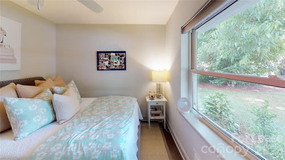 1329 Mockingbird Lane Charlotte, NC 28209
