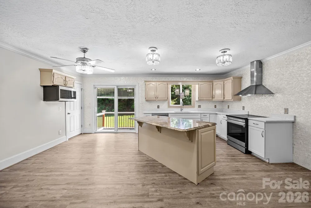 949 Dav Road Hays, NC 28635
