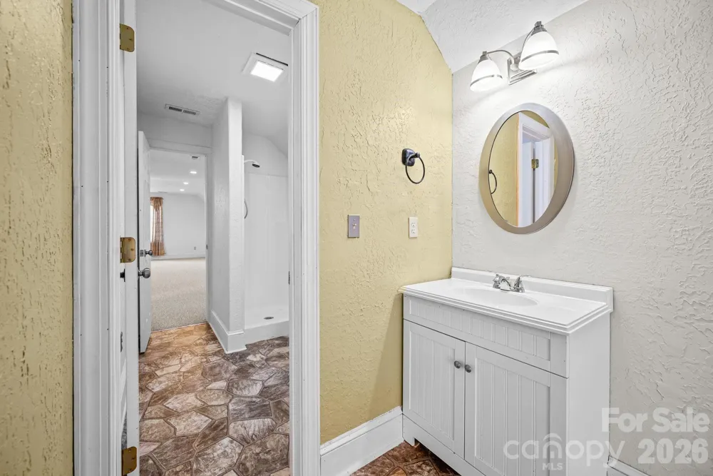 949 Dav Road Hays, NC 28635