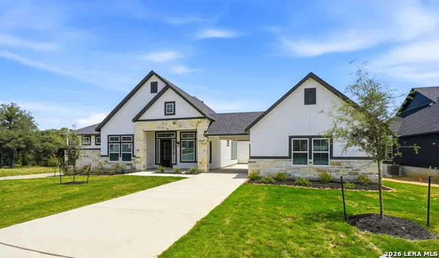 113 Raven Road Castroville, TX 78009