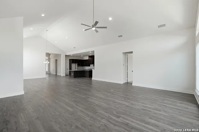 113 Raven Road Castroville, TX 78009