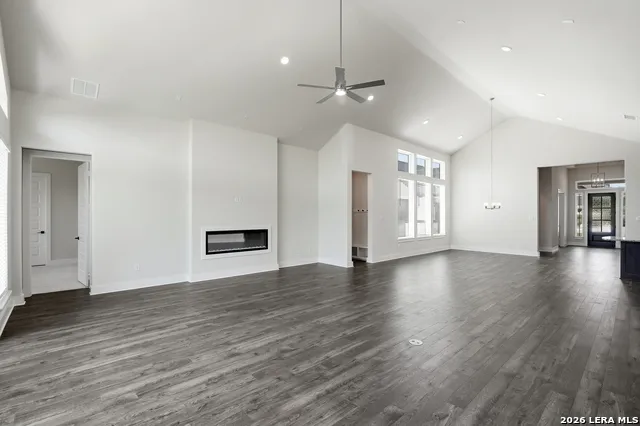 113 Raven Road Castroville, TX 78009