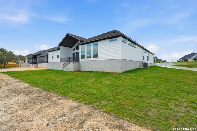 113 Raven Road Castroville, TX 78009