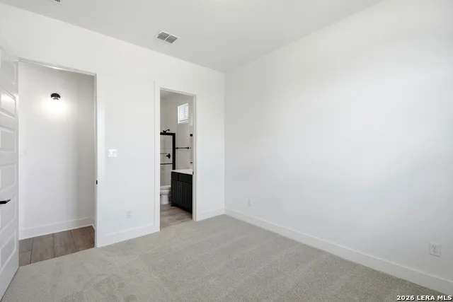 102 Kari Drive Castroville, TX 78009