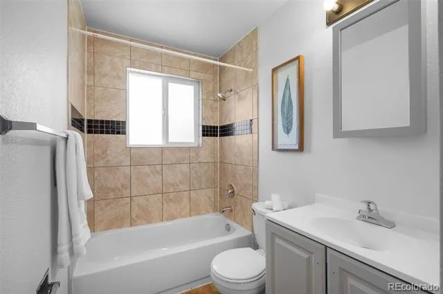 5355 Tulsa Way Denver, CO 80239