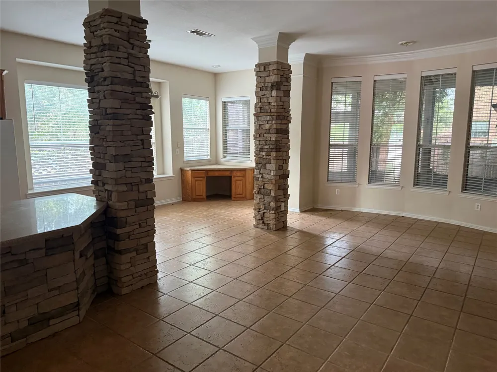 6017 Avalon Street North Richland Hills, TX 76180