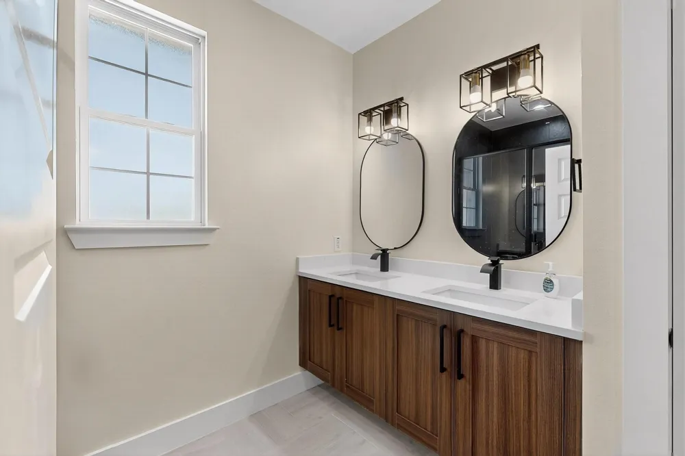 3425 Sanjeev Drive Irving, TX 75060