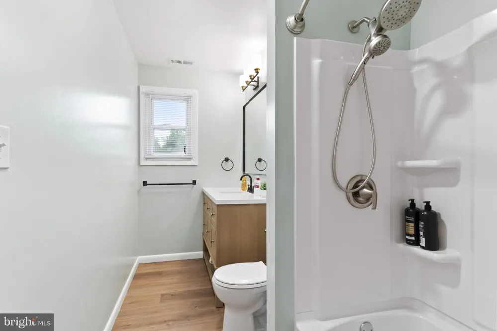 15 PARKSIDE DRIVE Hummelstown, PA 17036