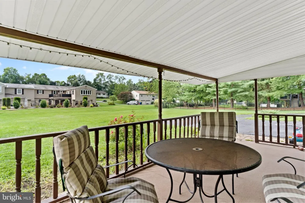 15 PARKSIDE DRIVE Hummelstown, PA 17036