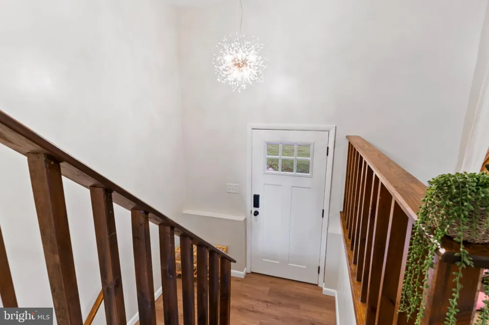 15 PARKSIDE DRIVE Hummelstown, PA 17036
