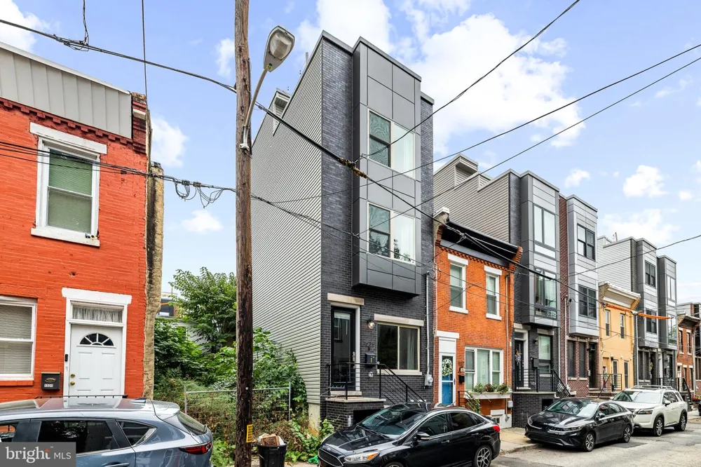 1535 S CAPITOL STREET Philadelphia, PA 19146