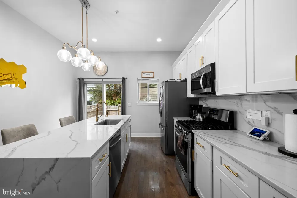 1535 S CAPITOL STREET Philadelphia, PA 19146
