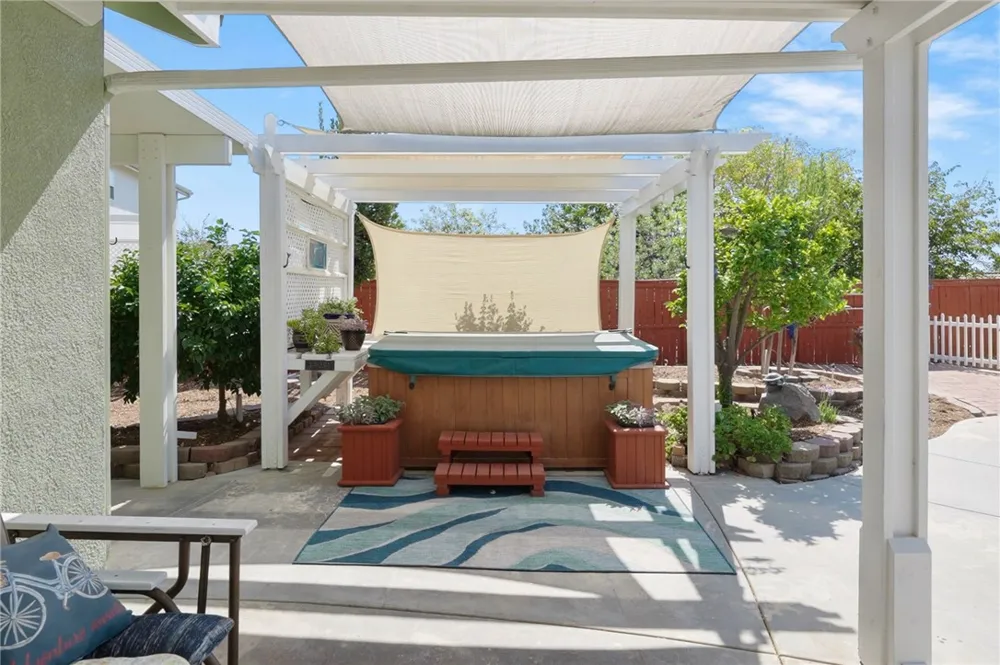 31637 Woodview Circle Menifee, CA 92584
