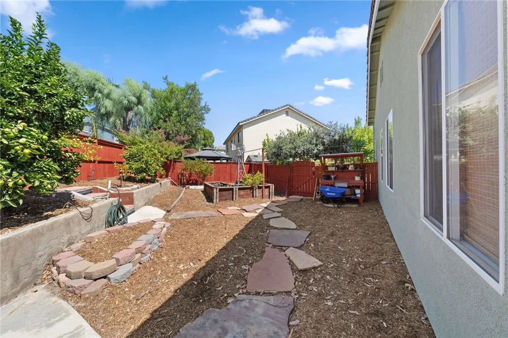 31637 Woodview Circle Menifee, CA 92584