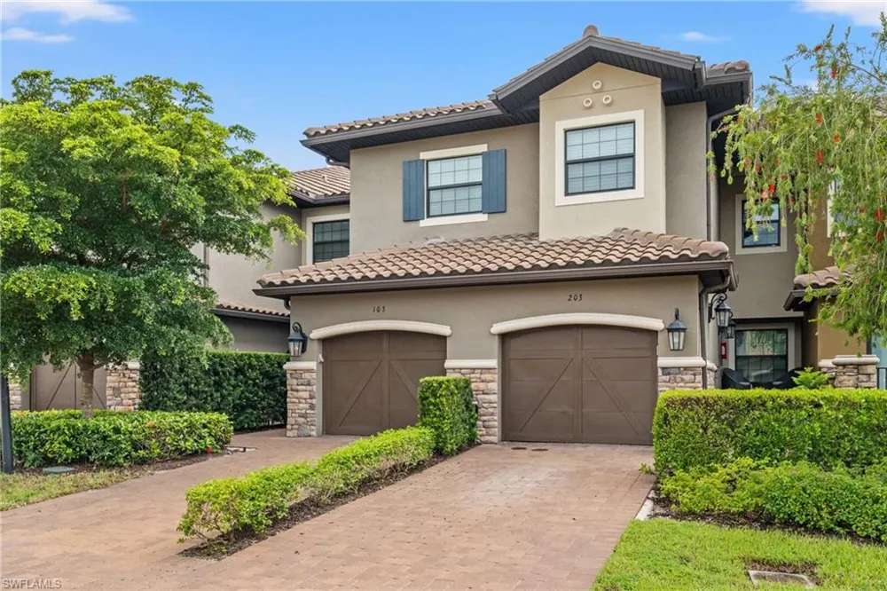 9657 Montelanico Loop #103 Naples, FL 34119