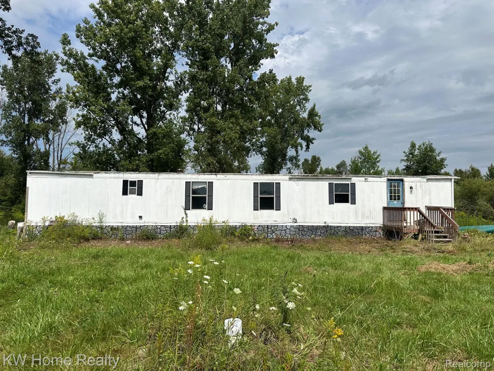 2911 E Sanilac Road Wells Township, MI 48723