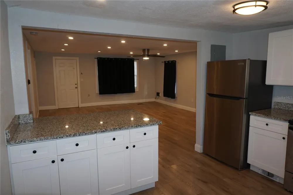 248 AVENUE L NE Winter Haven, FL 33881