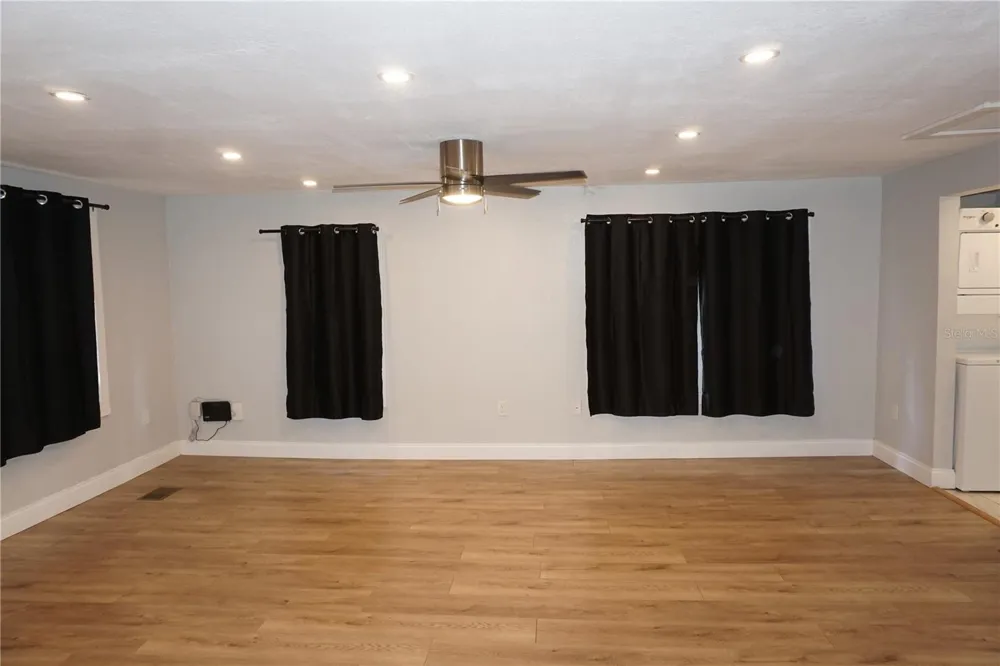 248 AVENUE L NE Winter Haven, FL 33881