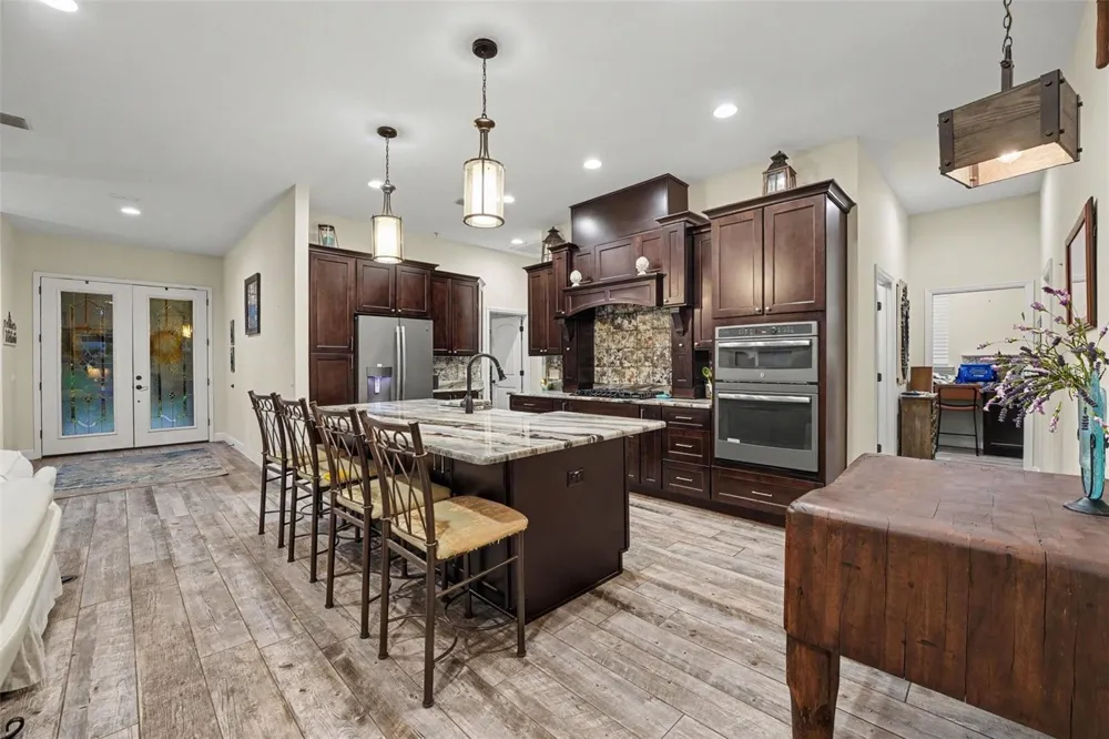 5231 JOE KING ROAD Plant City, FL 33567