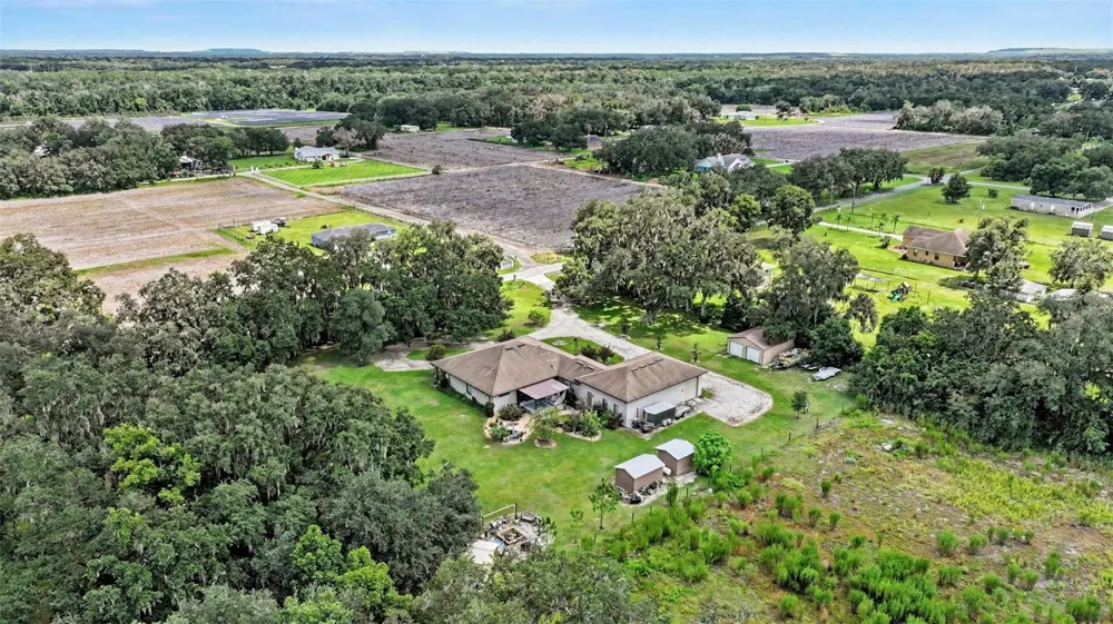 5231 JOE KING ROAD Plant City, FL 33567