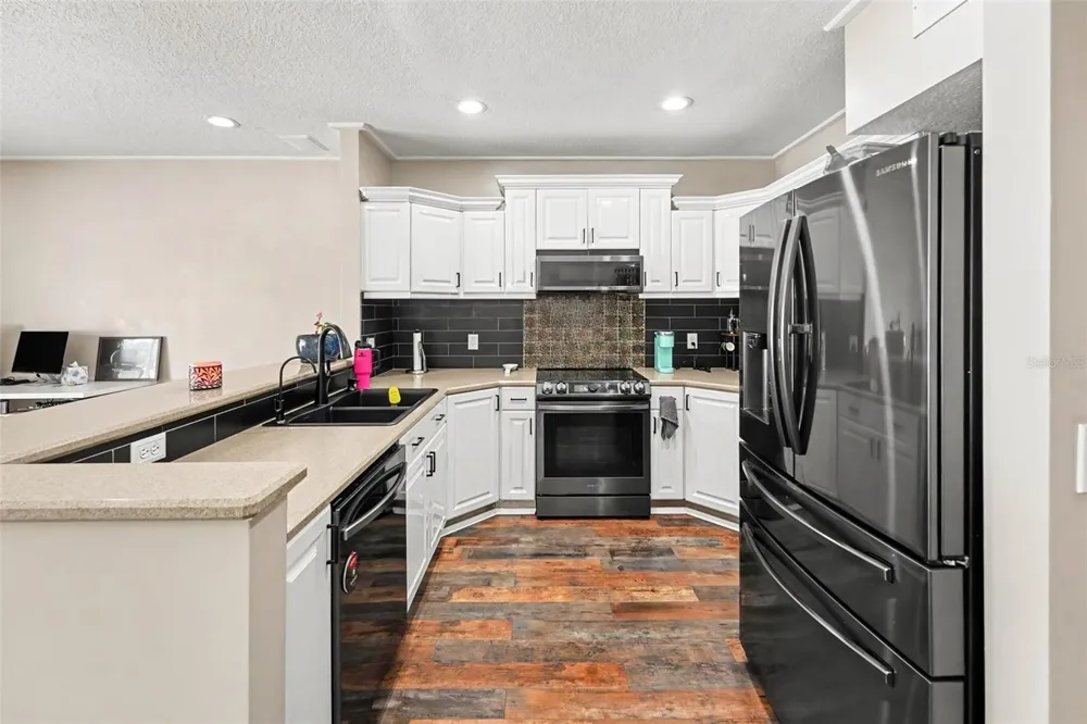6980 ULMERTON ROAD #9E Largo, FL 33771
