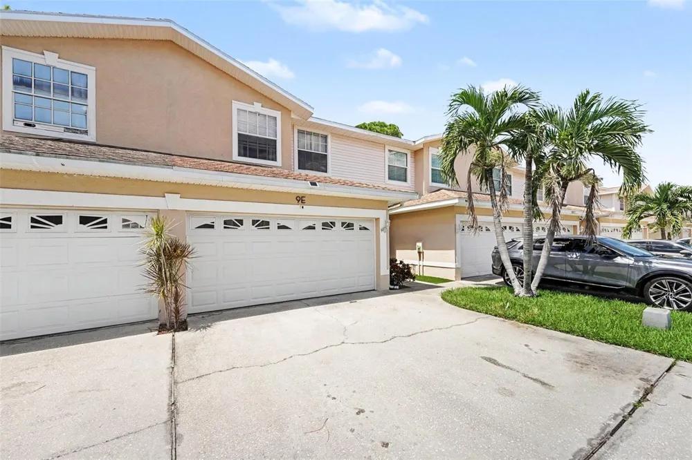 6980 ULMERTON ROAD #9E Largo, FL 33771
