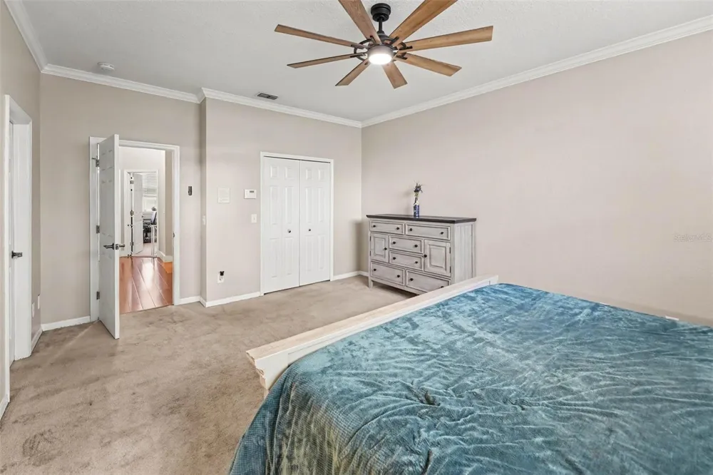 6980 ULMERTON ROAD #9E Largo, FL 33771