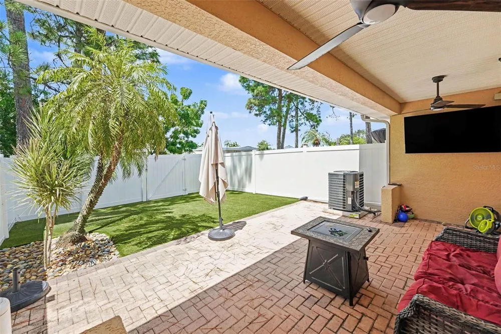 6980 ULMERTON ROAD #9E Largo, FL 33771