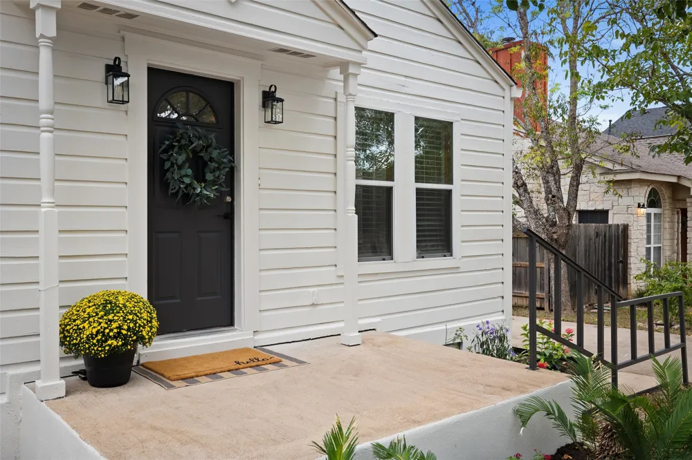 3306 Dalton Street Austin, TX 78745