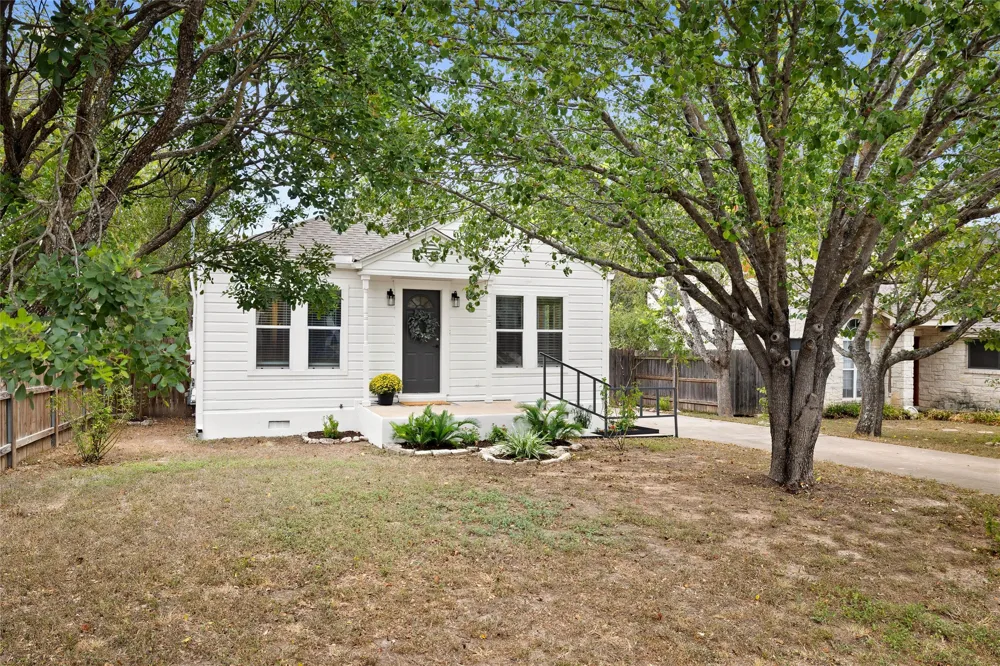 3306 Dalton Street Austin, TX 78745