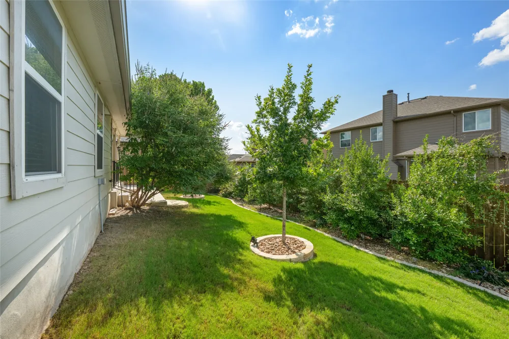 308 Moulins Lane Georgetown, TX 78626