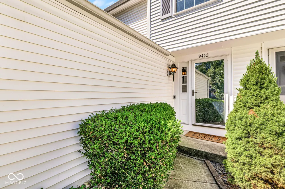 9442 Timber View Drive Indianapolis, IN 46250
