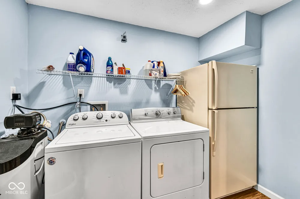 9442 Timber View Drive Indianapolis, IN 46250