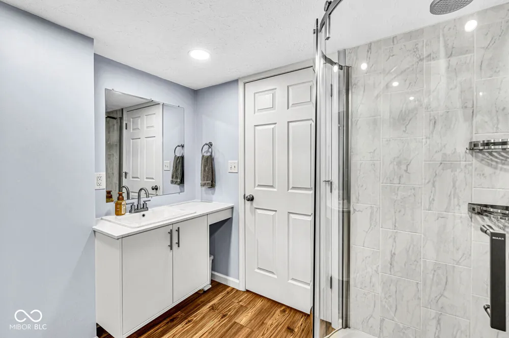 9442 Timber View Drive Indianapolis, IN 46250