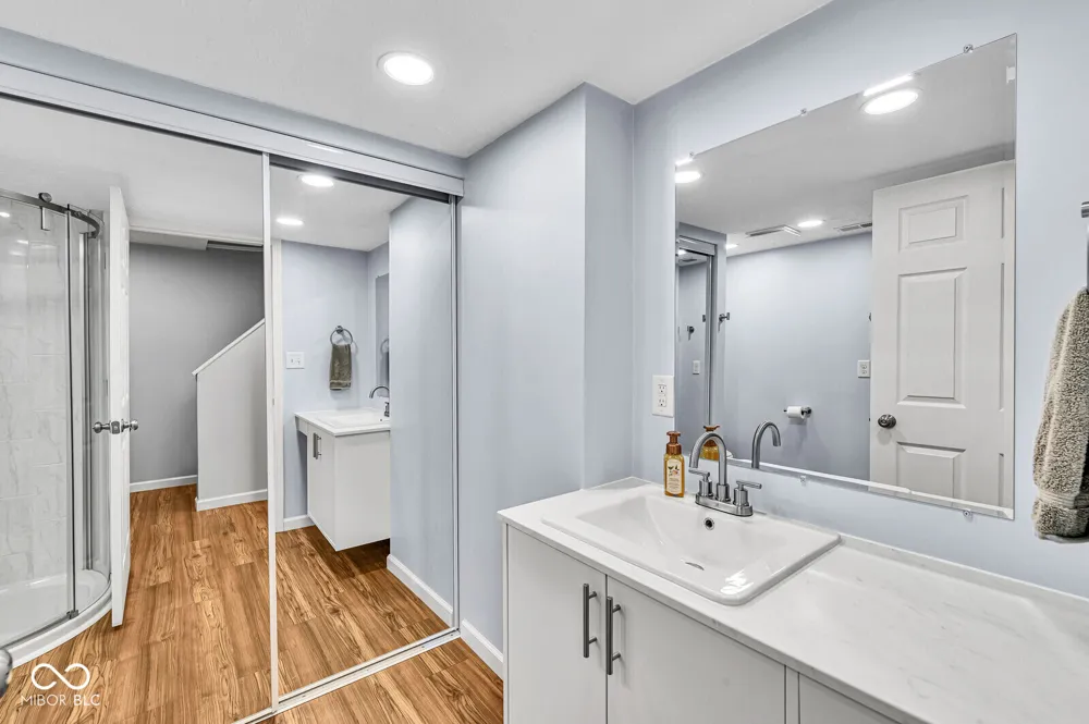 9442 Timber View Drive Indianapolis, IN 46250