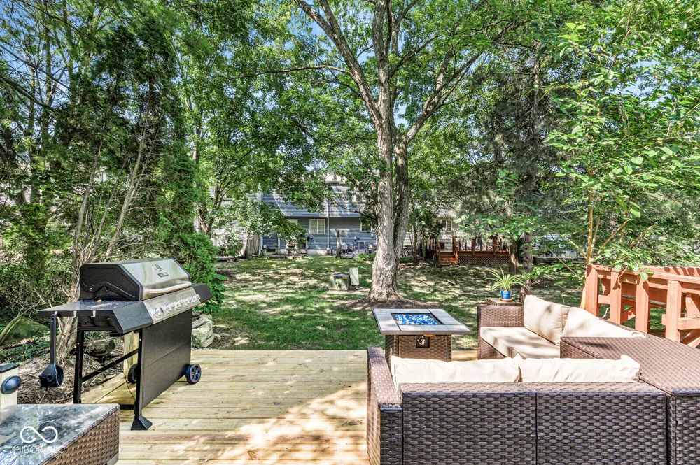 9442 Timber View Drive Indianapolis, IN 46250