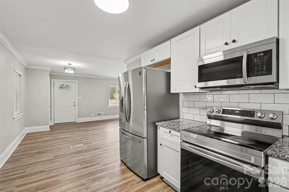 2728 Arnold Drive Charlotte, NC 28205