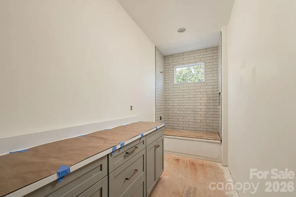 3759 Old Village Drive Maiden, NC 28650