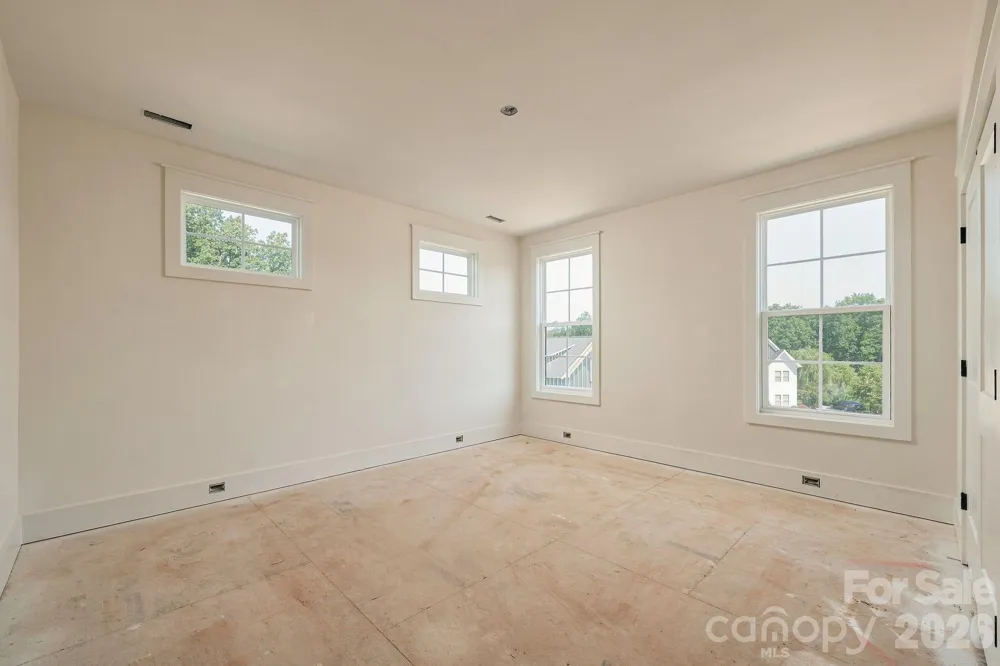 3759 Old Village Drive Maiden, NC 28650